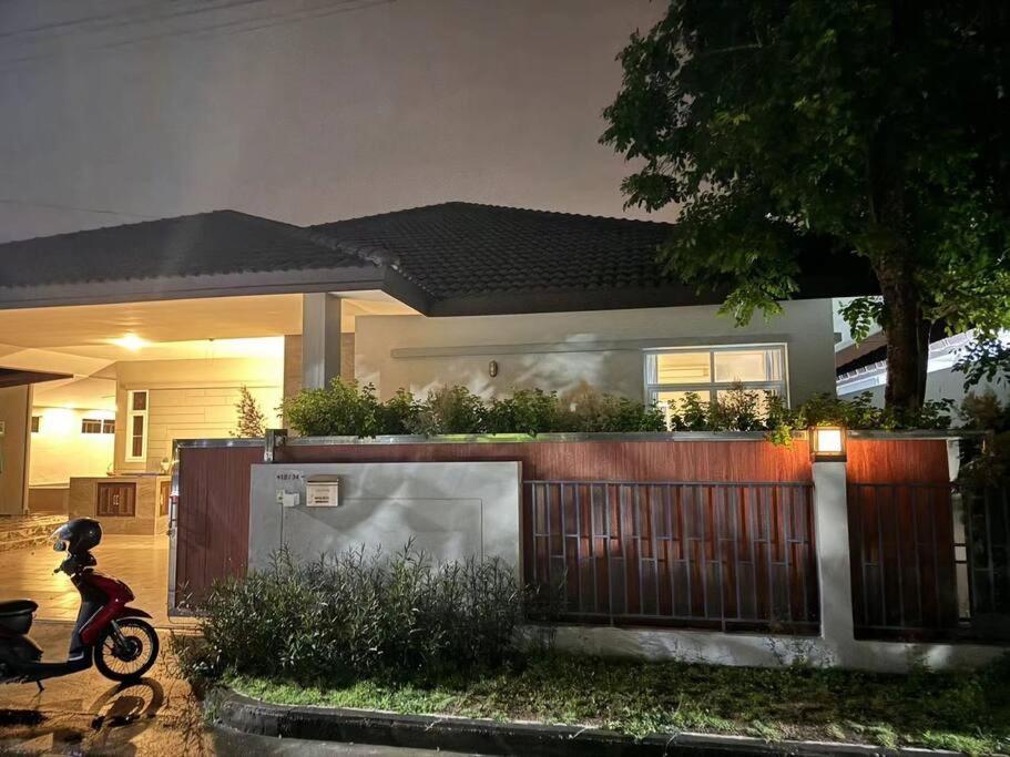 Panalee Banna Village独栋东区3卧室别墅远离尘嚣静谧之王 Nongprue Kültér fotó